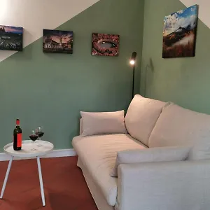  Casa vacanze Casa Arya - Independent House - Near The Walls
